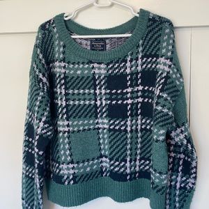 Abercrombie & Fitch sweater